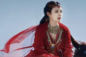 每日情话 | 你看这万千世界 山川河流 日月星辉 哪儿都不如你图片