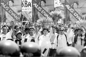美国华人被逼急了，自己准备组建武装队伍，对外释放强烈信号图片