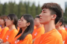 张杰在上海大学任教，网友对他的学历产生质疑，校方给出回应图片