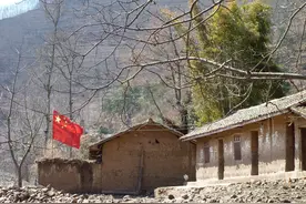 上万的相机和十块的发卡，支教老师购物车里藏着生活真相图片