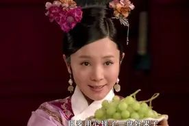 甄嬛传：颂芝侍寝后，剪秋为何会扯疼皇后的头发？原来有这层深意图片