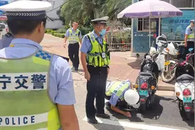 南宁惊现“双胞胎”套牌电动车 被交警逮个正着图片