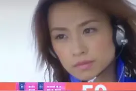 黄奕与张庭15年后再同框！保养太好似姐妹花，现双双直播太唏嘘图片