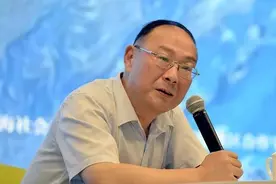 北大王福重，人大金灿荣，西北大贾浅浅，他们都是学校里的骄傲图片