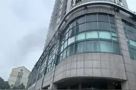 凭一句口诀，9岁女孩成功带弟妹火场逃生！图片