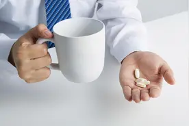 谷维素和维生素B1有副作用吗？医生告诉你怎么吃才最健康图片