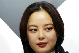辛芷蕾到底是胖了，还是瘦了，还是手机像素的问题图片