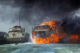萨达姆最后6小时：被美国士兵轮番戏谑，对着镜头留下临终遗言图片