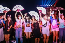 今晚7：30，战斧等3组乐队+百大DJ继续燥起来图片