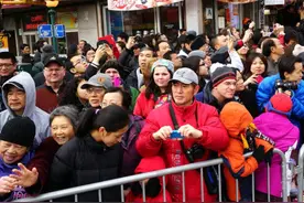 “我家孩子不是中国人？”美籍华人回国被拦，网友乐了：干得漂亮图片