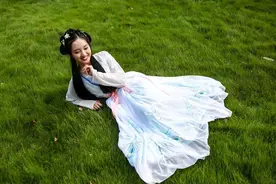 酸秀才对对子找老婆，大才女反客为主，千古风流传趣谈图片