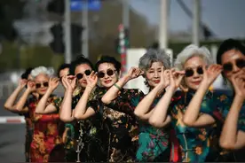 做自媒体赚老人的钱，越来越难了图片