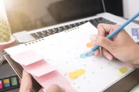 6年，69页，上海青年数学家用代数技术解决世界级几何难题 | 申晨间图片