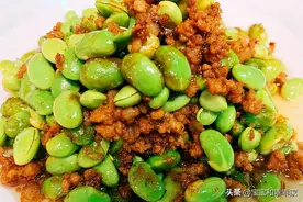 肉末炒毛豆，吃着就是香，毛豆香，肉末香，香香香图片