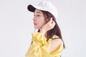 杨幂带火了一种穿法，叫“衬衫塞裤子”，时髦贼显高，150也能穿图片