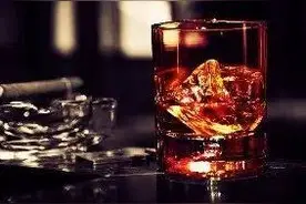 一位辅警的心酸散文《今夜，我想醉酒》看完泪目……图片