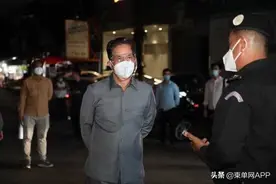 柬埔寨金边违反宵禁者，摩托罚20万瑞尔汽车罚100万瑞尔图片