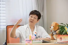 惊喜！“姆指姑娘”带娃体检图片