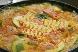 饿着肚子睡觉有什么后果？4个办法缓解“饥饿感”图片