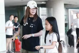 港媒曝小燕子家人动向，继子或已同老公在国外，11岁女儿去向不明图片
