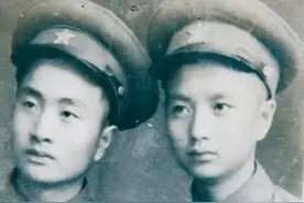 他，被称为“活着的邱少云”，有一次上街，曾把别家的孩子吓哭过图片