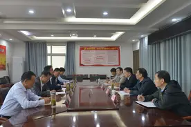 李德文检察长在天长市铜城镇帮扶指导工作图片