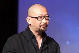 著名导演管虎：抛弃同居5年的马伊琍，转身就和她的闺蜜结婚图片