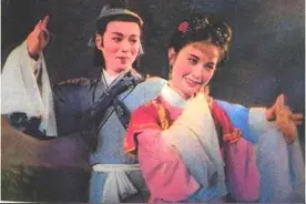 严凤英:幼时为学戏离家出走,中年为唱戏与丈夫离婚,38岁为何自杀图片
