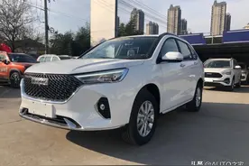 2021款哈弗M6到店，1.5T落地7万，豪华与CS75看齐图片