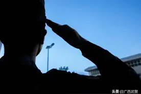 为了带好即将到来的新兵，班长可以有多拼？图片