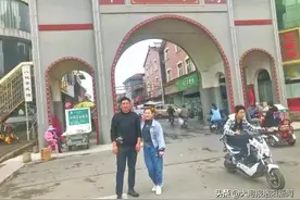 亲生父母高调找到儿子后却没了下文，养父：你们究竟是找人还是找事？图片