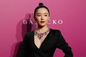 宝格丽红毯照妖镜：宁静憔悴，阚清子古力娜扎发际线高，脑门显秃图片
