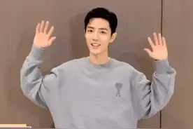 娱乐圈神奇交集，肖战给黄子韬送生日祝福，黄子韬回复耐人寻味图片