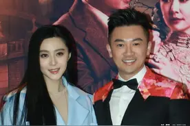 苏有朋和谁合影都是微微一笑，唯独遇到图五，情不自禁仰天大笑图片