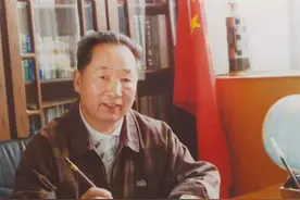 战争故事：长津湖畔的爱情，朝鲜甜姑娘爱上志愿军战地记者图片