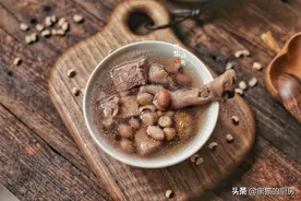 秋季多给孩子煲这汤，营养足油脂少，健脾益肾孩子长高高身体棒图片