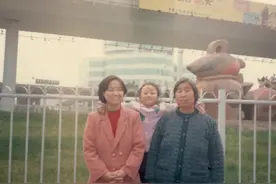 她被丈夫家暴33年，却不想离婚，57岁离家出走，如今怎样了？图片