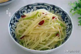 炒土豆丝，这3种调味料是关键，用对了，厨艺不好也能炒好吃图片
