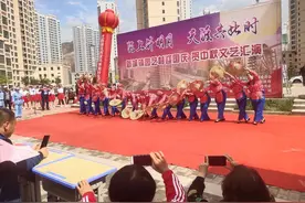 迎中秋庆国庆 新城镇园艺村文艺汇演精彩上演图片