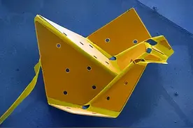 中国科学家联合造出世界最小千纸鹤，大小只有几十微米！｜专访图片