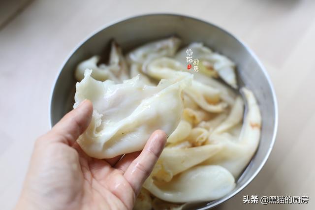 莲子花胶糖水做法 2026年莲子花胶糖水做法窍门