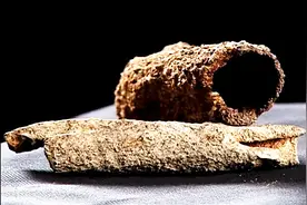 一神秘洞穴惊现15万年前"铁管"，原始人和外星人谁嫌疑最大？图片