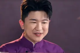 喜剧人：心疼尚筱菊，搭档张大大“唱歌跑调”，多亏小菊把控全场图片