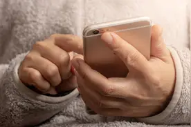 忘了点开手机是为了看啥？别担心，“短暂失忆”有科学解释图片