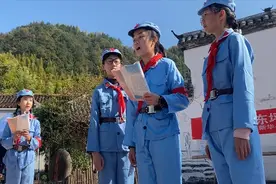 小小课本剧 展示爱国大能量——柯城区国防教育主题活动之新华小学爱国课本剧排演活动图片