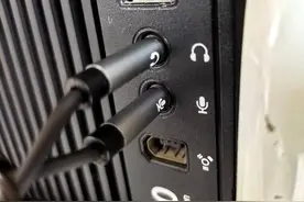 双口变单口，简单又实用，这款小工具让手机耳机秒变电脑耳麦图片