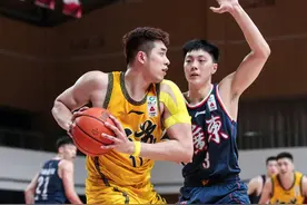 布鲁克斯33+8威姆斯18分 广东擒江苏豪取15连胜图片