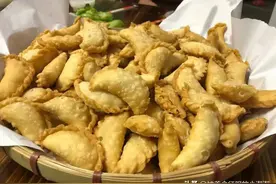 广东人的“荷包”，又香又脆的家乡美食「油角」图片