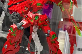 模玩前线：红色完美独角兽高达！蝙蝠侠新模型！猫咪厕所扭蛋！图片