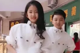 有妹万事足：看双胞胎哥哥“宠妹”日常，网友：上天欠我一个哥哥图片